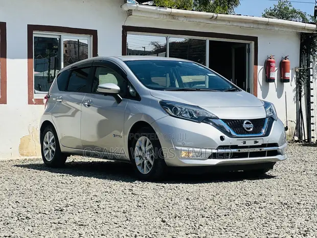 Nissan Note1