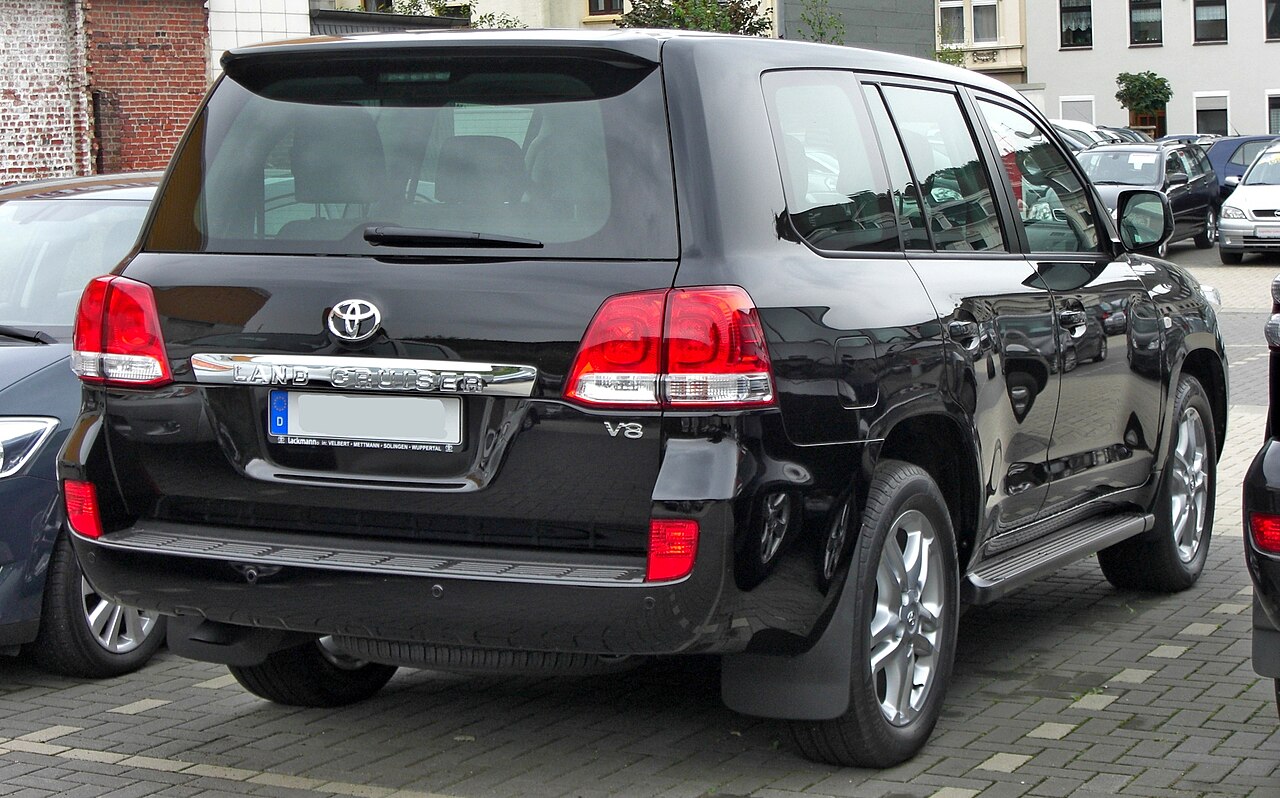 Toyota Land Cruiser V8